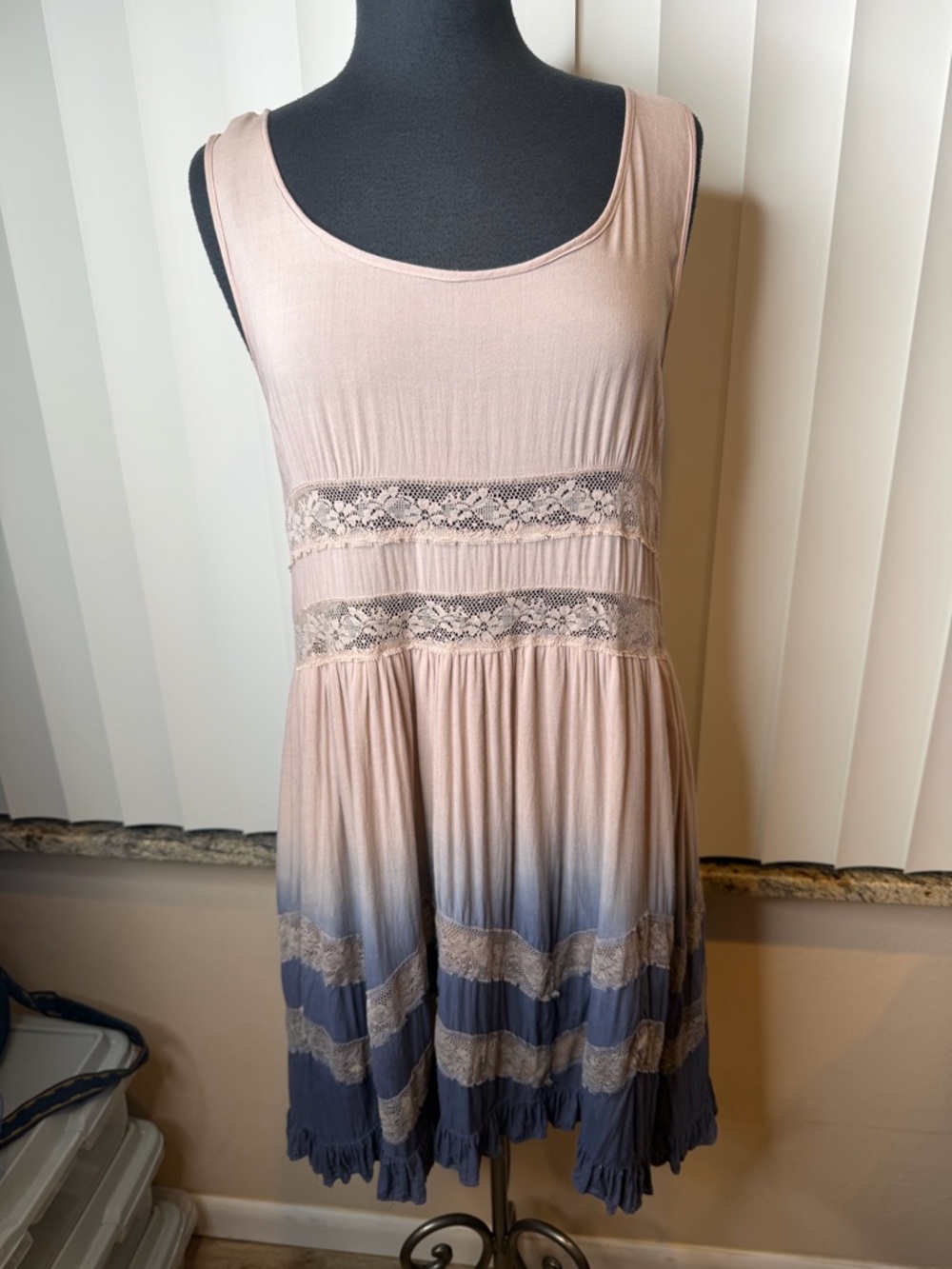 Entro Blush to Blue Ombré Lace-Trim Mini Boho Dress Size Large